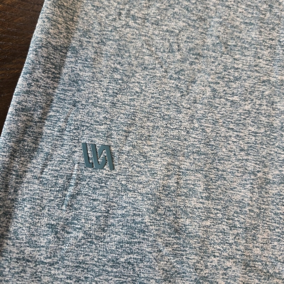 Men's VRST XL Circuit Seamless Space Dye Blue Green Performance T-Shirt New - Picture 8 of 12